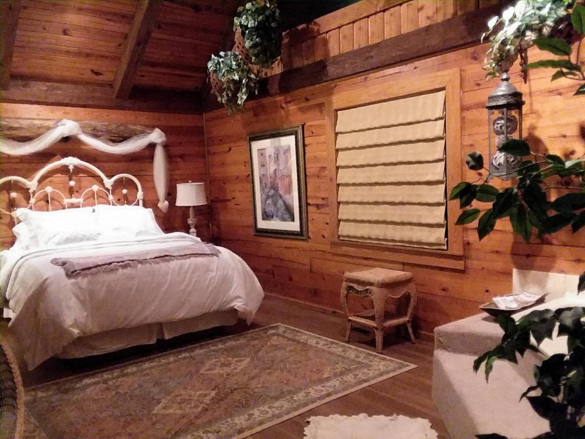Cherokee Mountain Log Cabins Eureka Springs Exterior foto